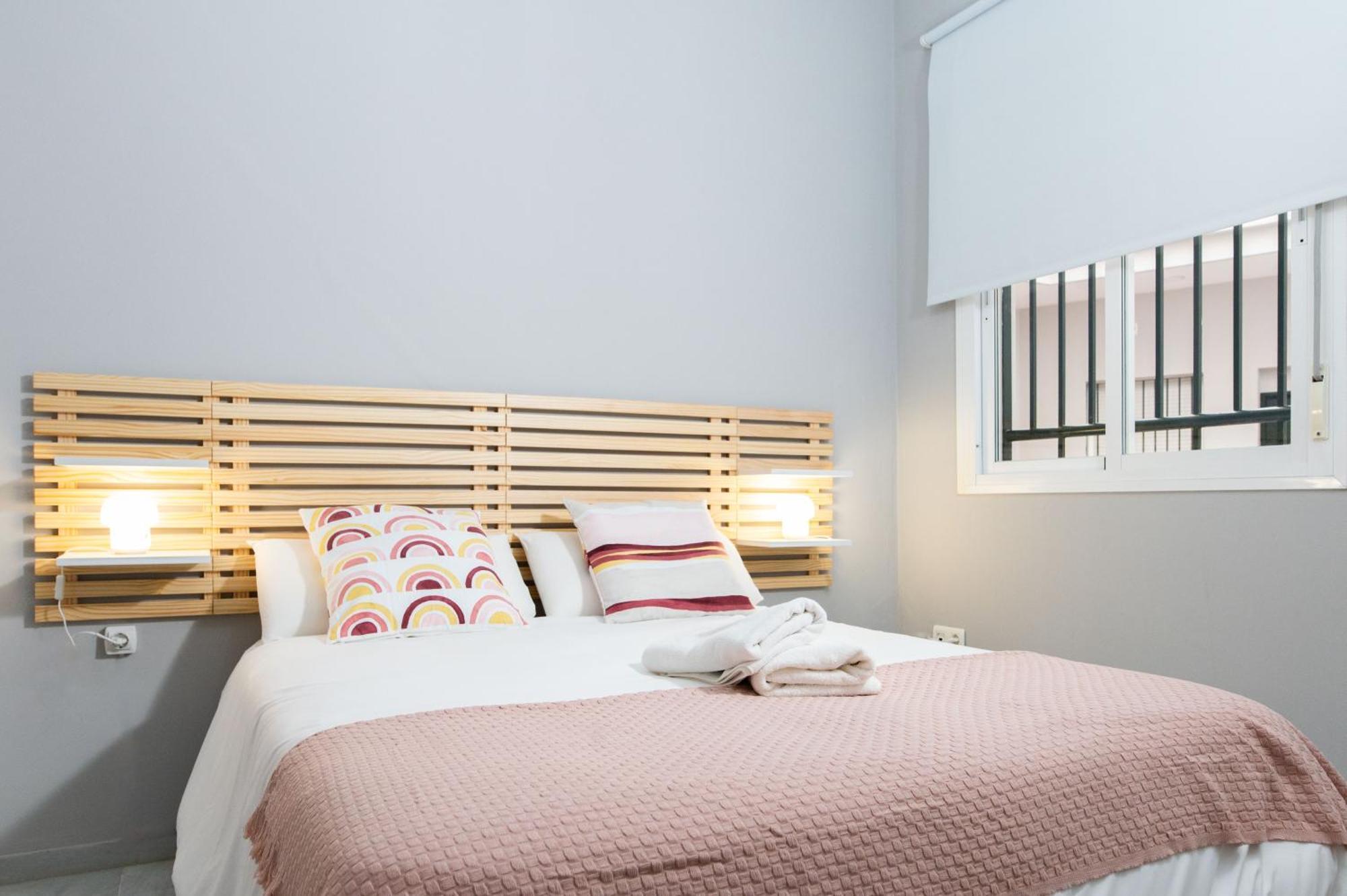 Alohamundi Alfareria II Apartment Seville Luaran gambar