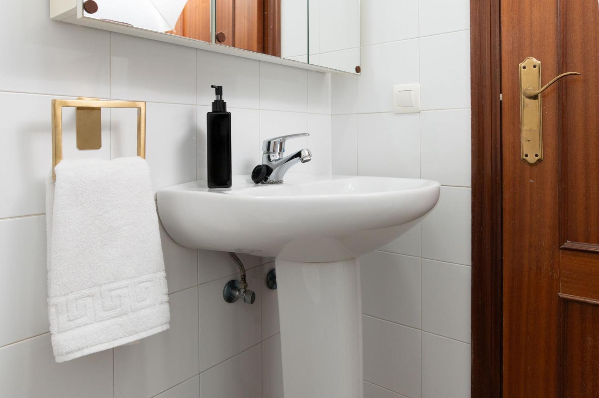 Alohamundi Alfareria II Apartment Seville Luaran gambar