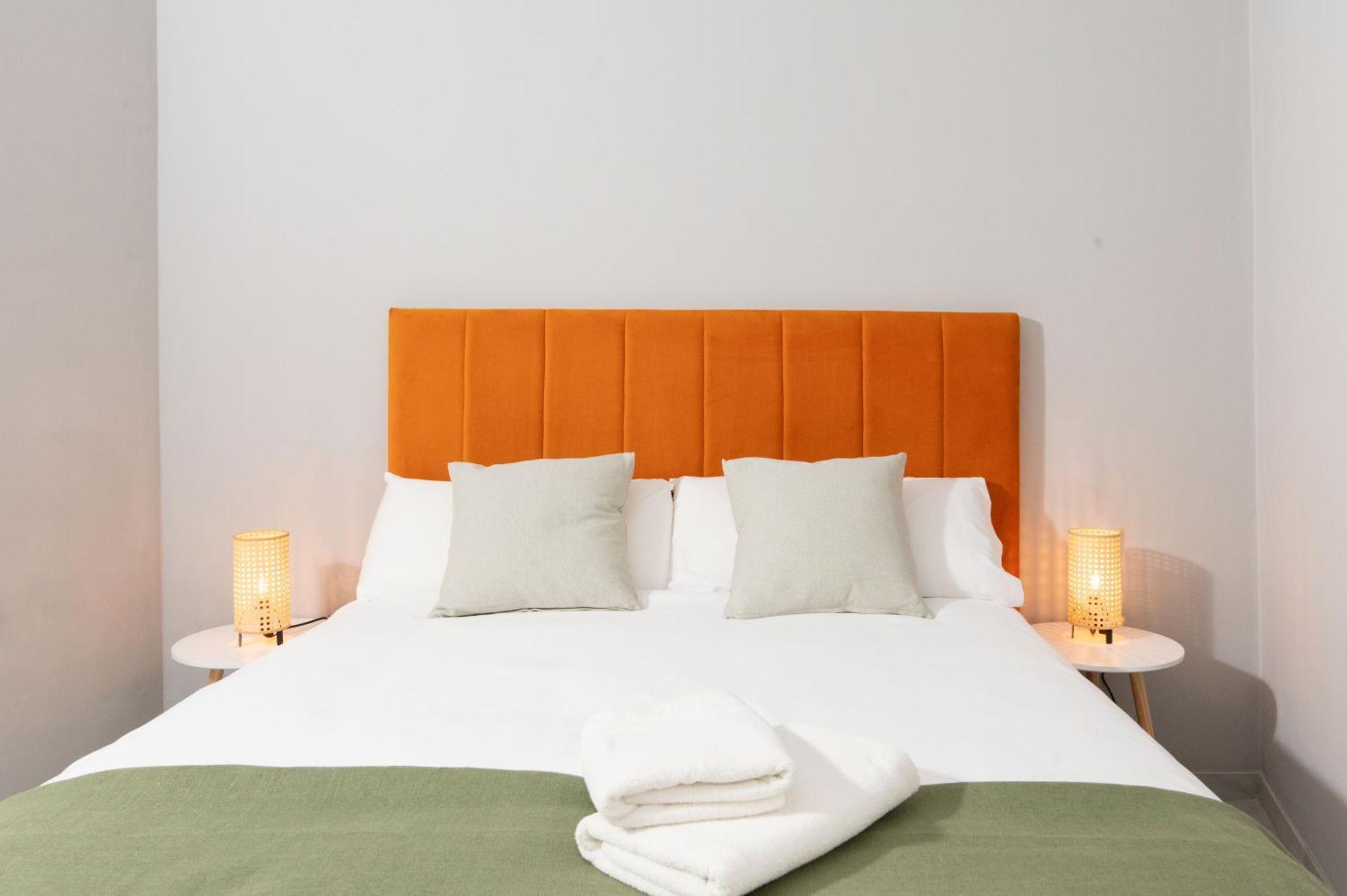 Alohamundi Alfareria II Apartment Seville Luaran gambar