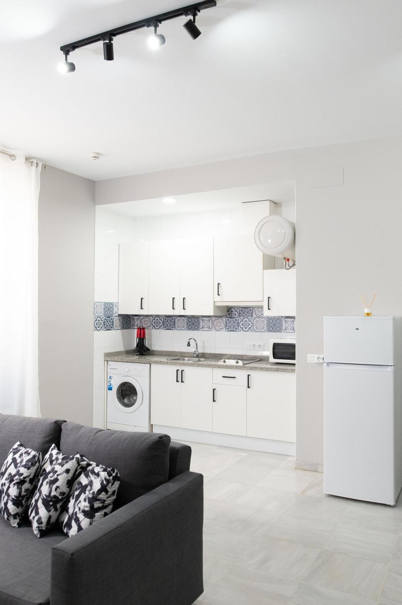 Alohamundi Alfareria II Apartment Seville Luaran gambar
